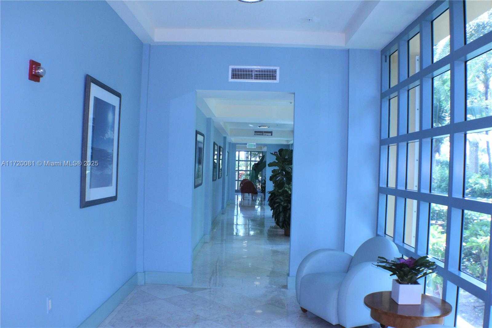 Small Image of 1500 OCEAN DR #708, Miami Beach Number 25
