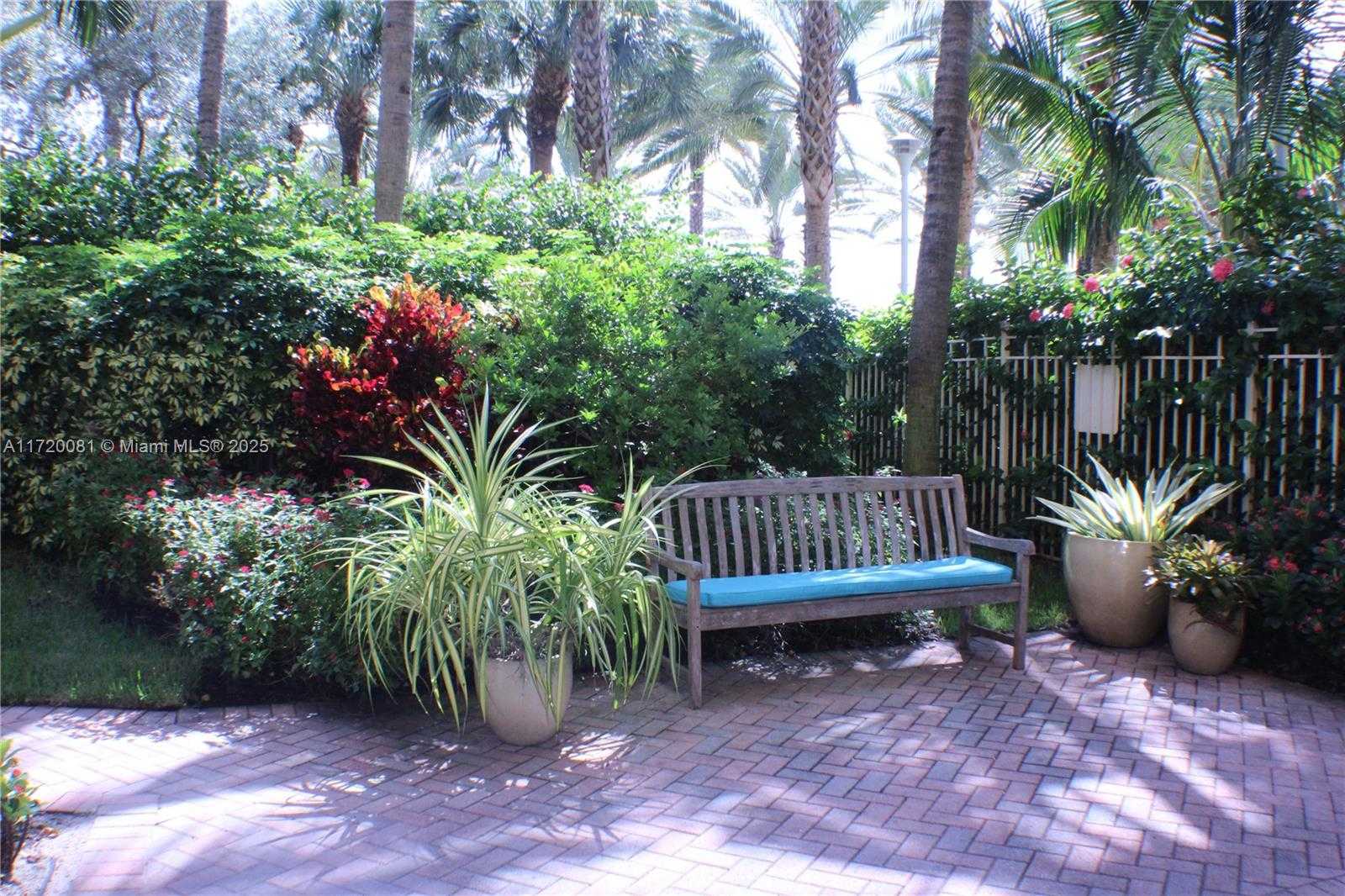 Small Image of 1500 OCEAN DR #708, Miami Beach Number 29