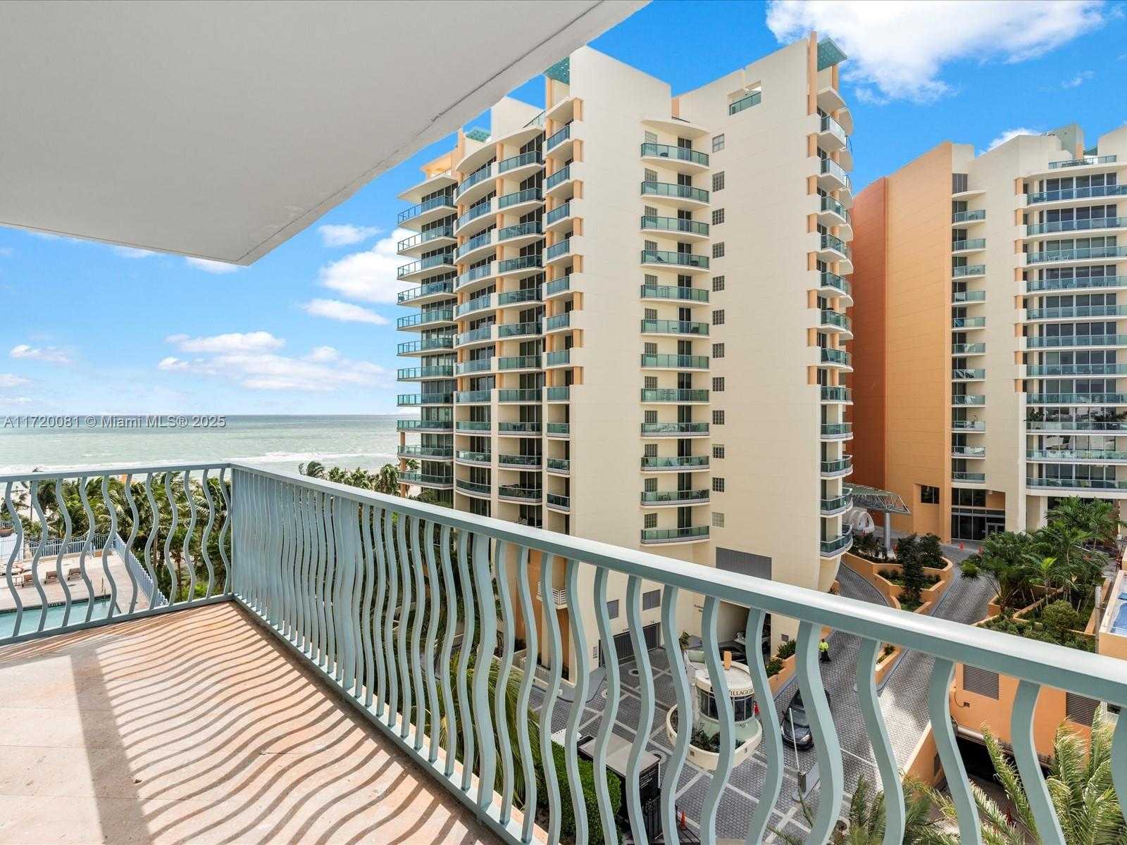 Small Image of 1500 OCEAN DR #708, Miami Beach Number 4