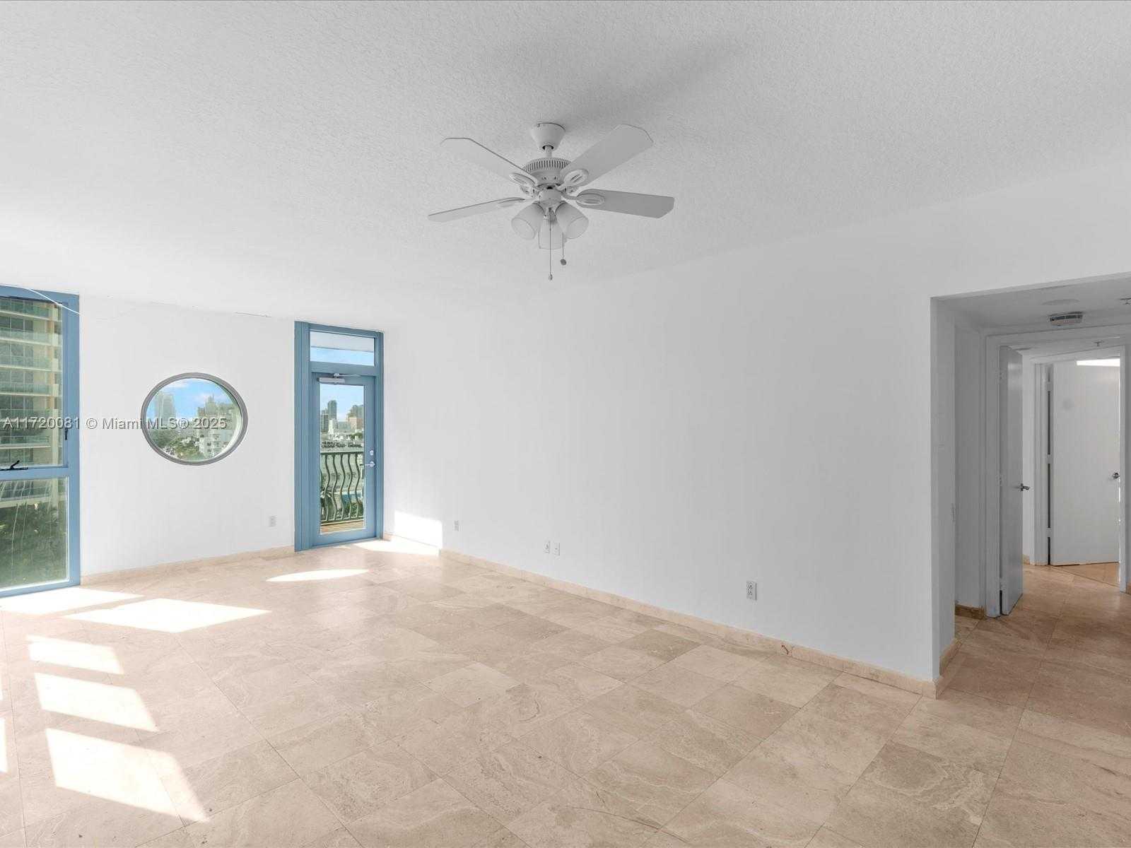 Small Image of 1500 OCEAN DR #708, Miami Beach Number 6