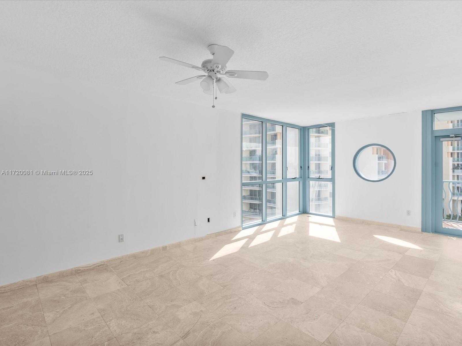 Small Image of 1500 OCEAN DR #708, Miami Beach Number 9