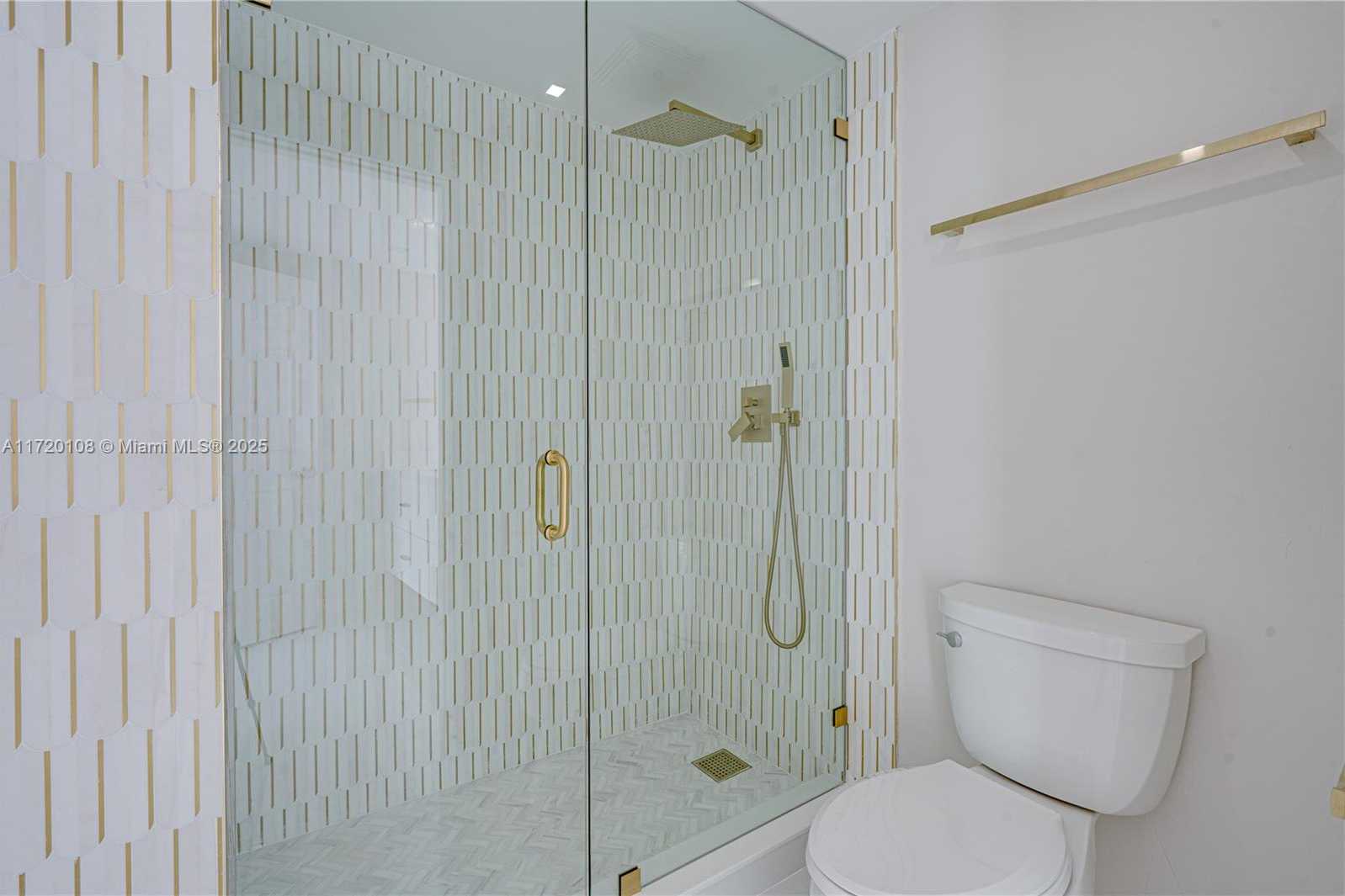 Small Image of 275 NORTH EAST 18TH ST #PH-07, Miami Number 17