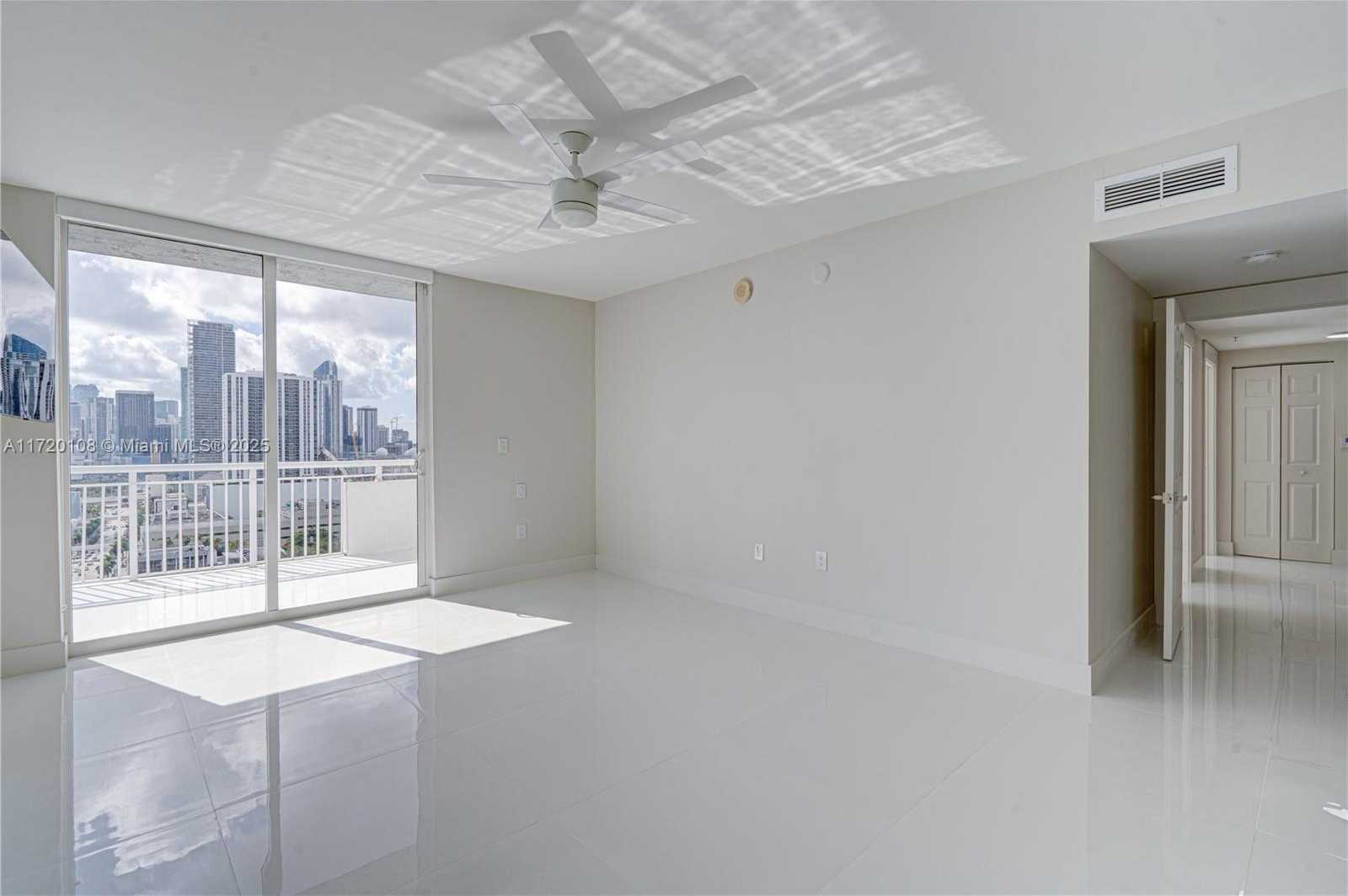 Small Image of 275 NORTH EAST 18TH ST #PH-07, Miami Number 24