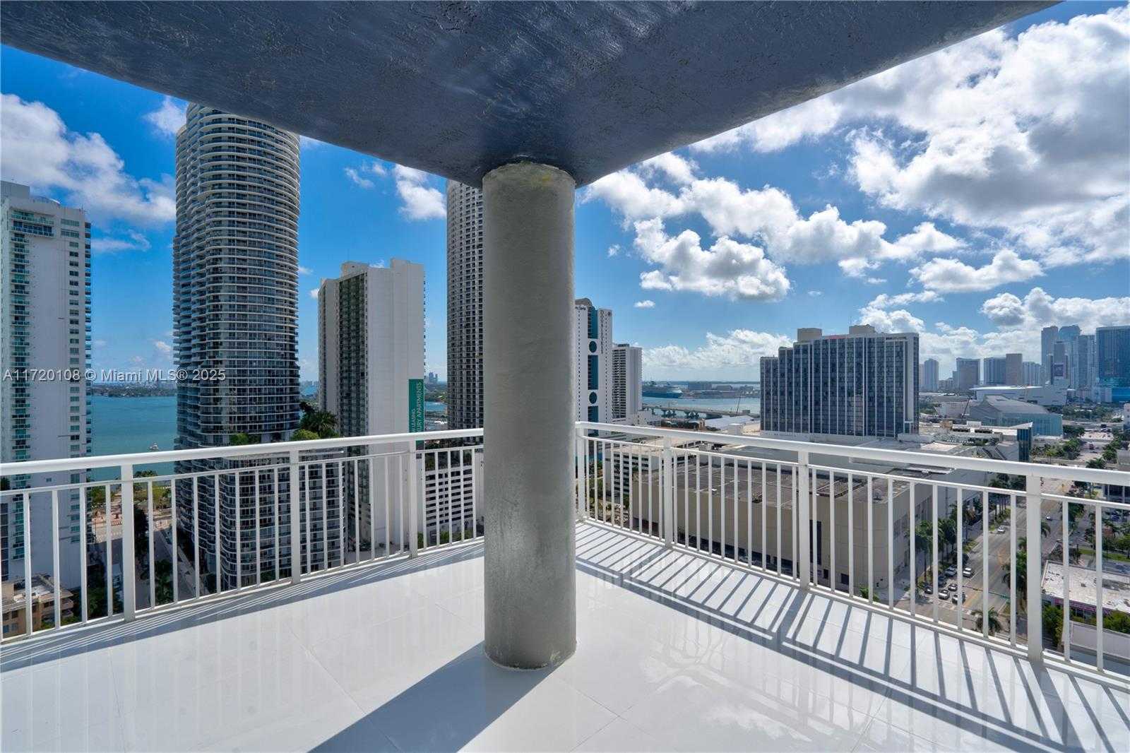 Small Image of 275 NORTH EAST 18TH ST #PH-07, Miami Number 6