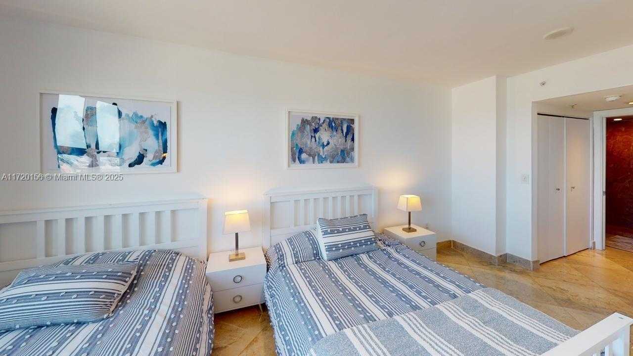 Small Image of 90 ALTON RD #1203, Miami Beach Number 11