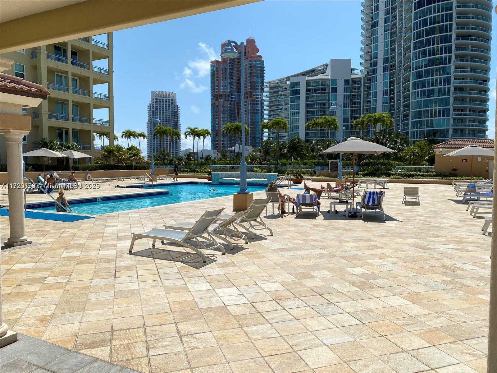Small Image of 90 ALTON RD #1203, Miami Beach Number 14