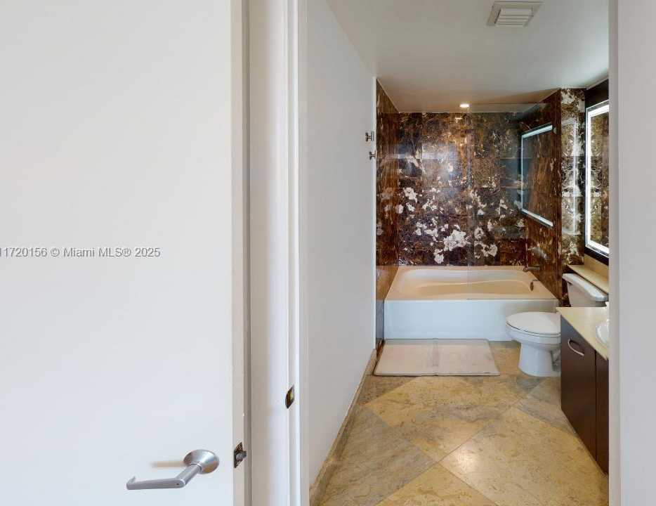 Small Image of 90 ALTON RD #1203, Miami Beach Number 9