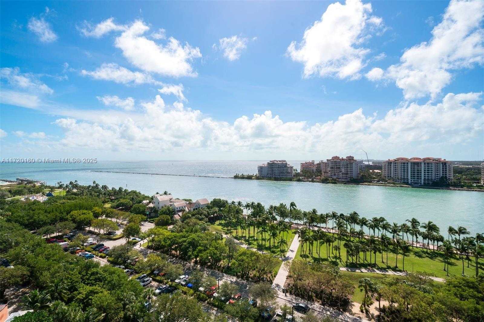 Small Image of 300 SOUTH POINTE DR #1501, Miami Beach Number 37
