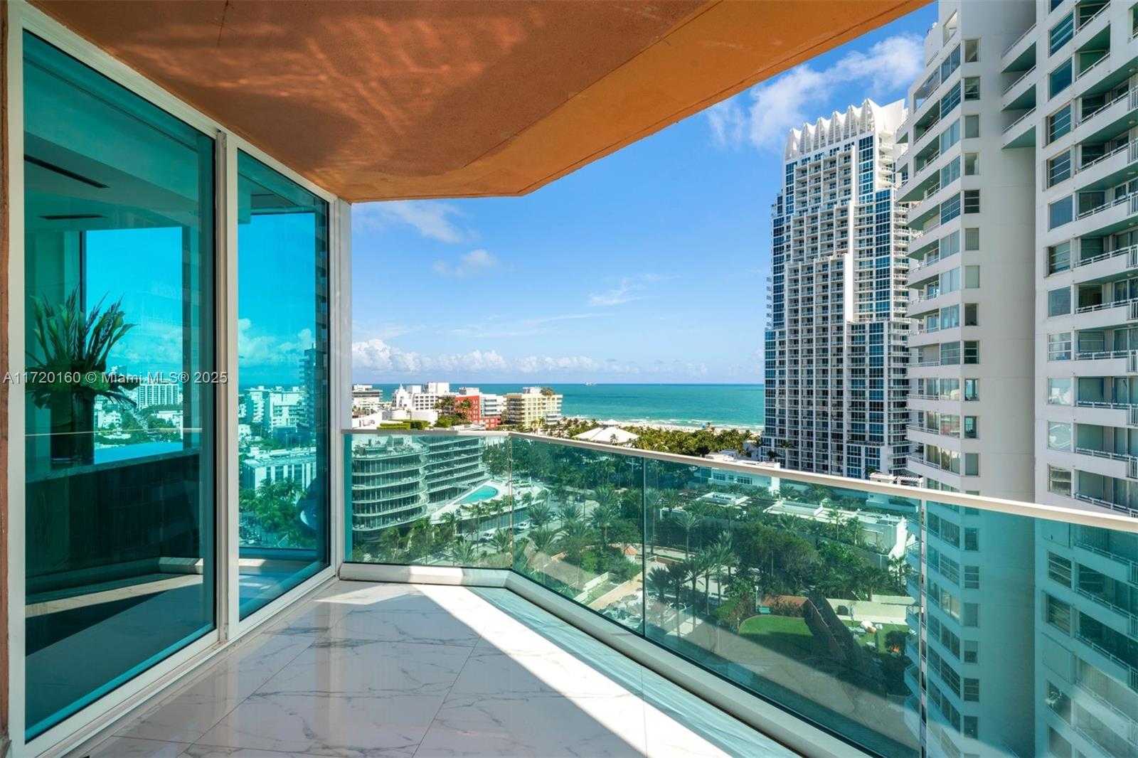 Small Image of 300 SOUTH POINTE DR #1501, Miami Beach Number 40