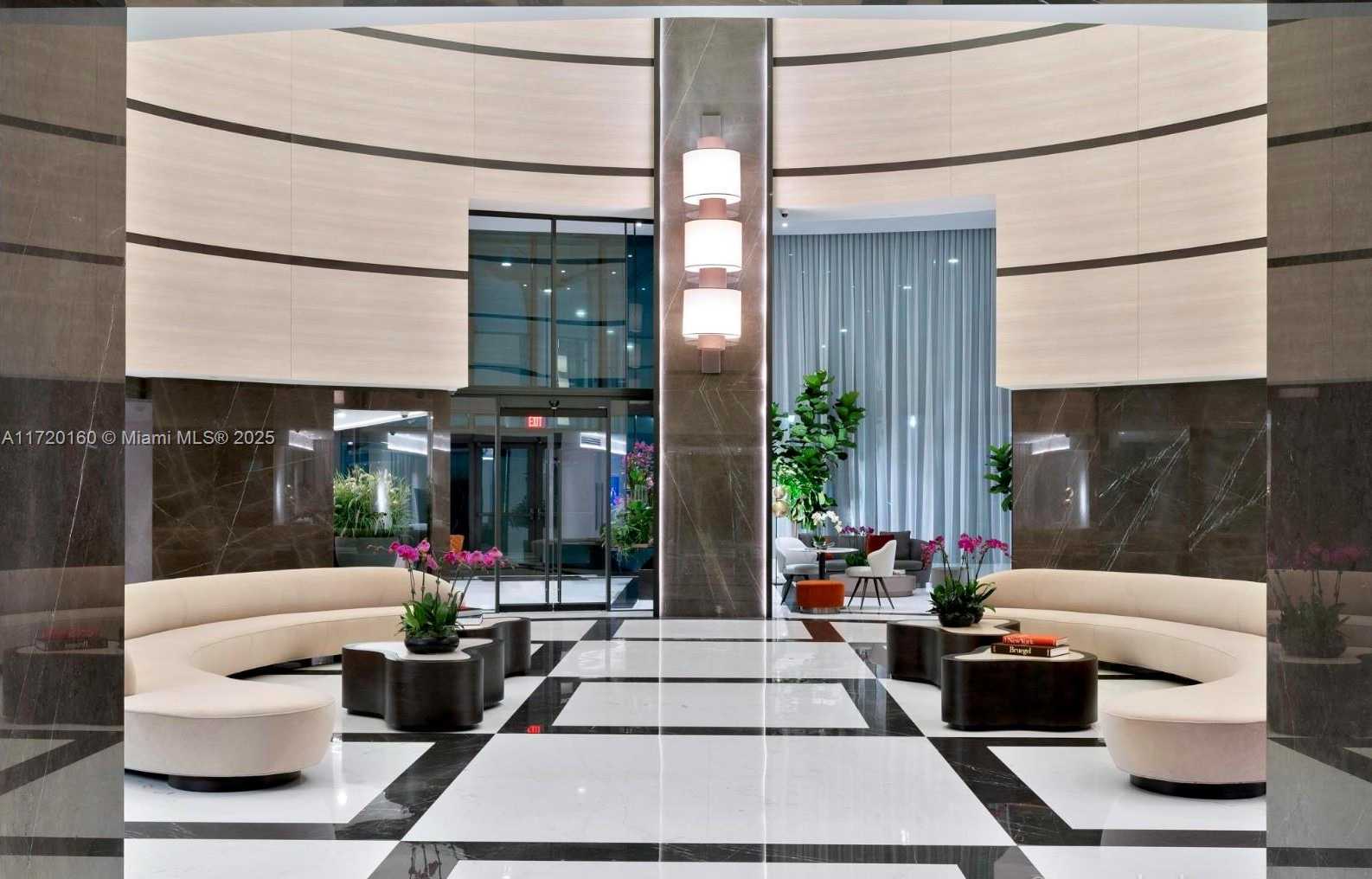 Small Image of 300 SOUTH POINTE DR #1501, Miami Beach Number 48