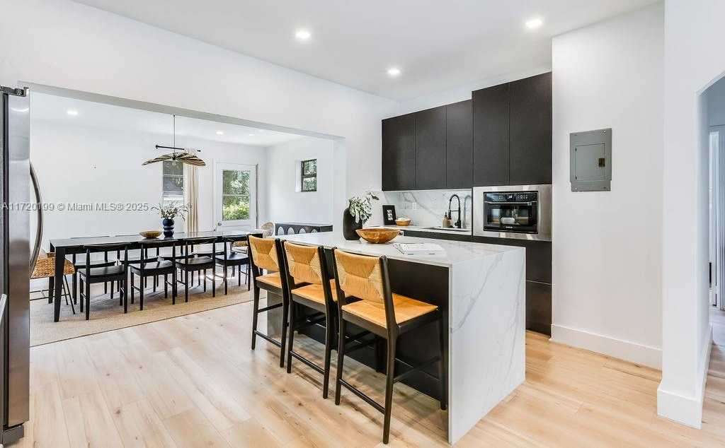 Small Image of 235 NORTH WEST 50TH ST, Miami Number 18