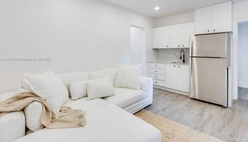 Small Image of 235 NORTH WEST 50TH ST, Miami Number 29