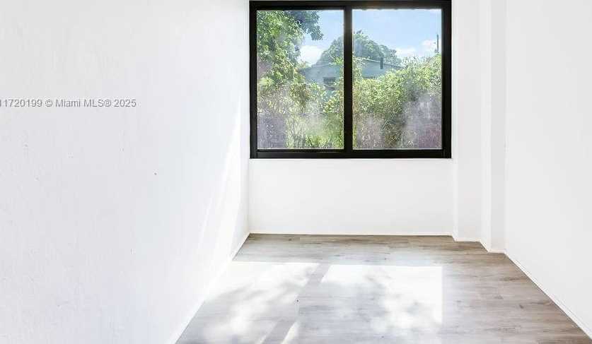 Small Image of 235 NORTH WEST 50TH ST, Miami Number 33