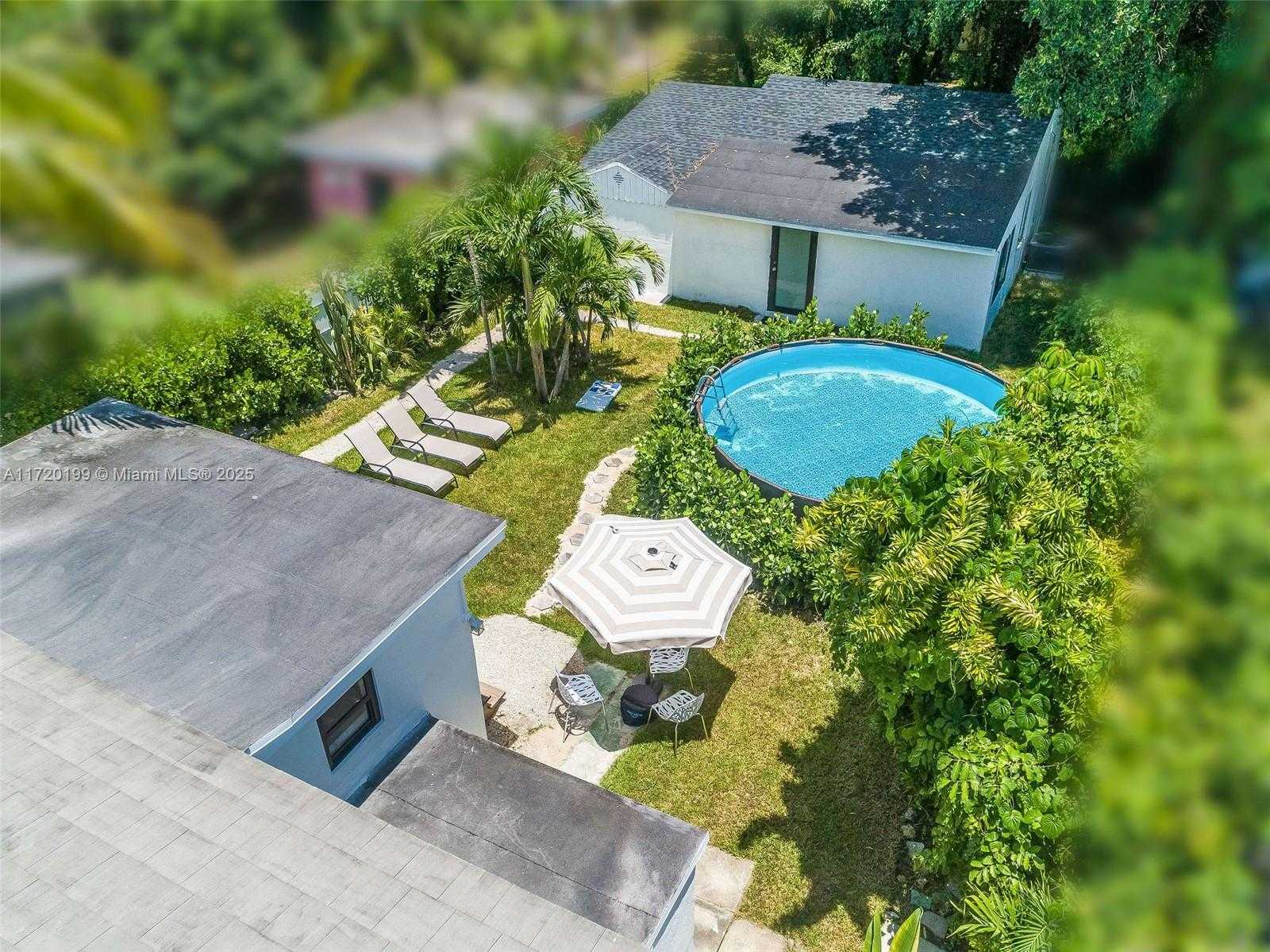 Small Image of 235 NORTH WEST 50TH ST, Miami Number 4