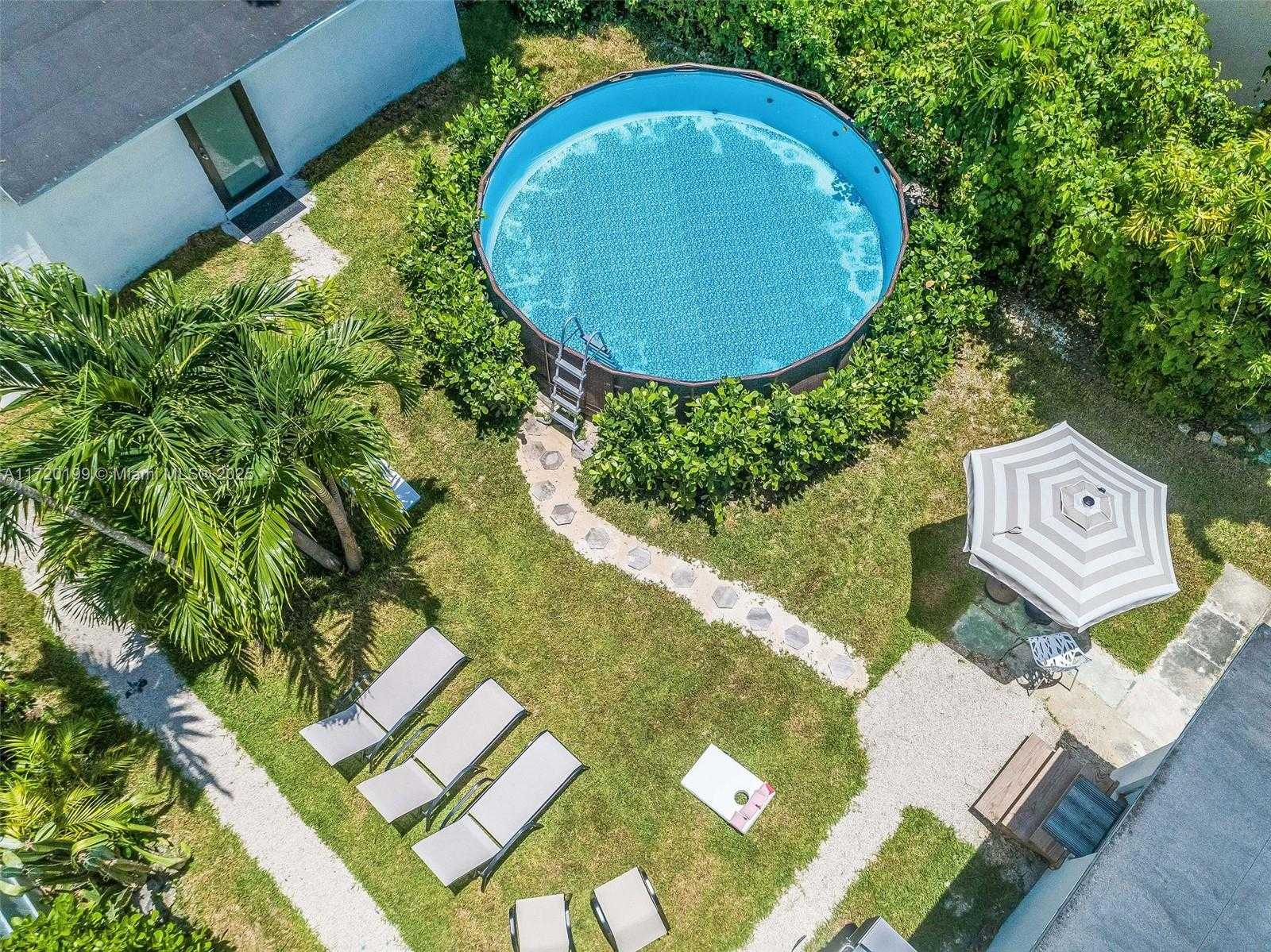 Small Image of 235 NORTH WEST 50TH ST, Miami Number 40