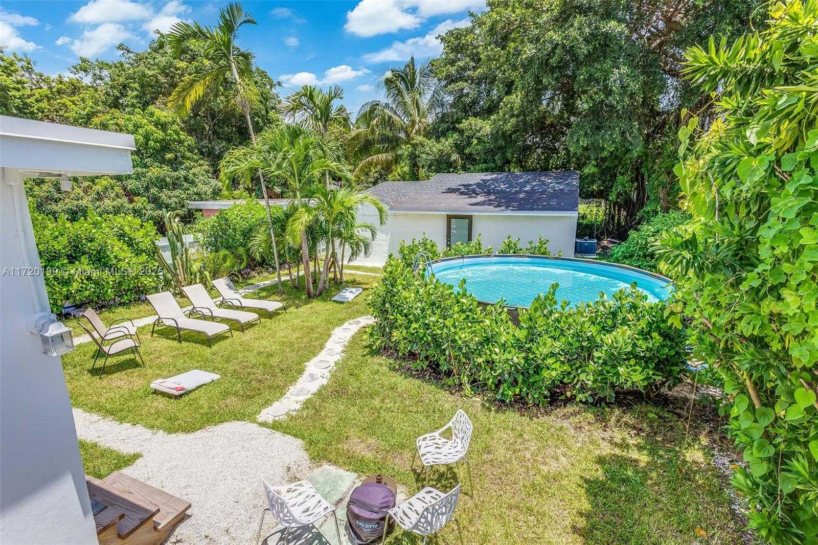 Small Image of 235 NORTH WEST 50TH ST, Miami Number 49