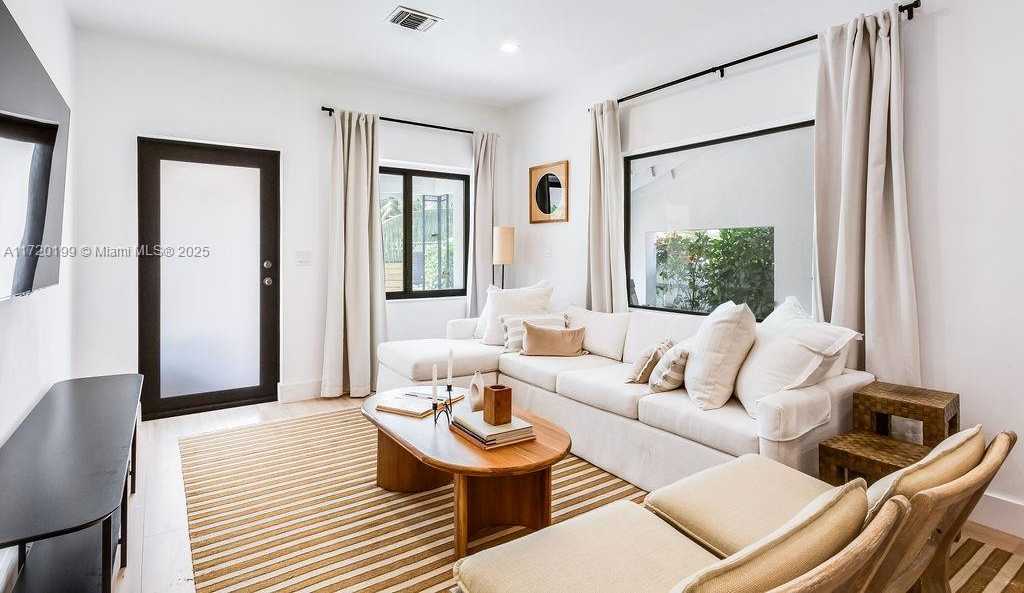 Small Image of 235 NORTH WEST 50TH ST, Miami Number 7
