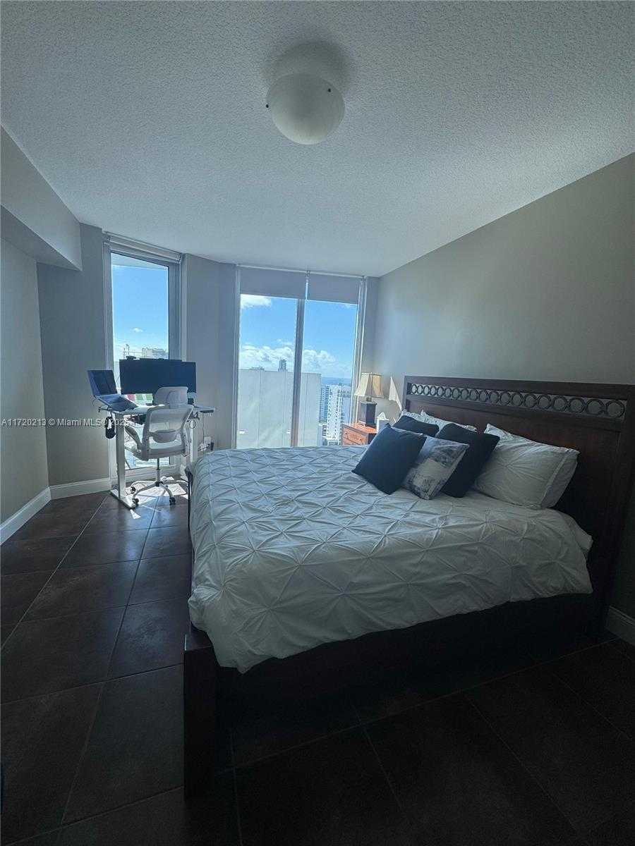 Small Image of 185 SOUTH WEST 7TH ST #3110, Miami Number 12