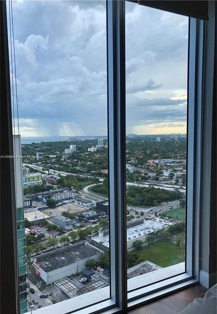 Small Image of 185 SOUTH WEST 7TH ST #3110, Miami Number 3