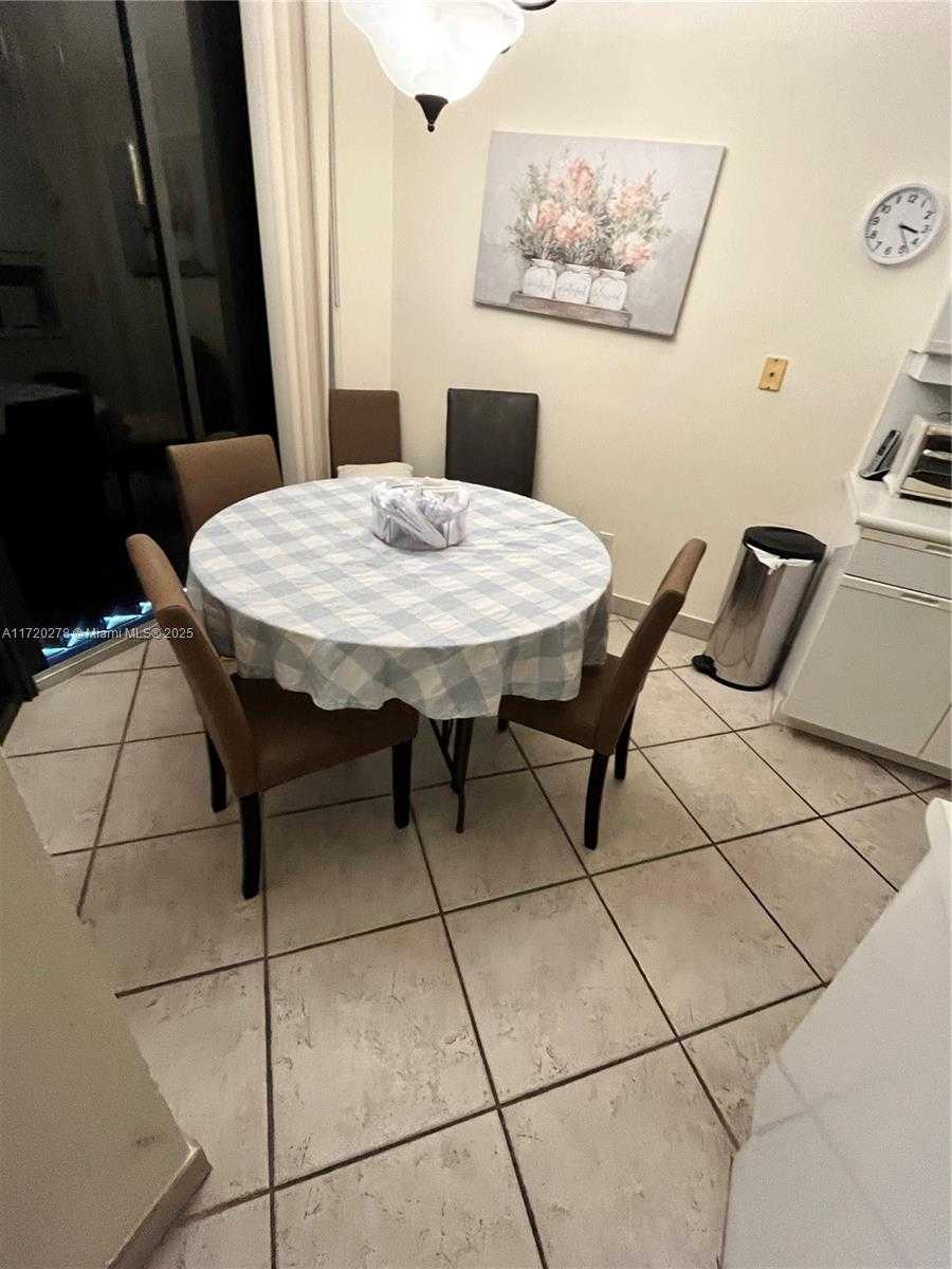 Small Image of 2000 ISLAND BLVD #308, Aventura Number 18
