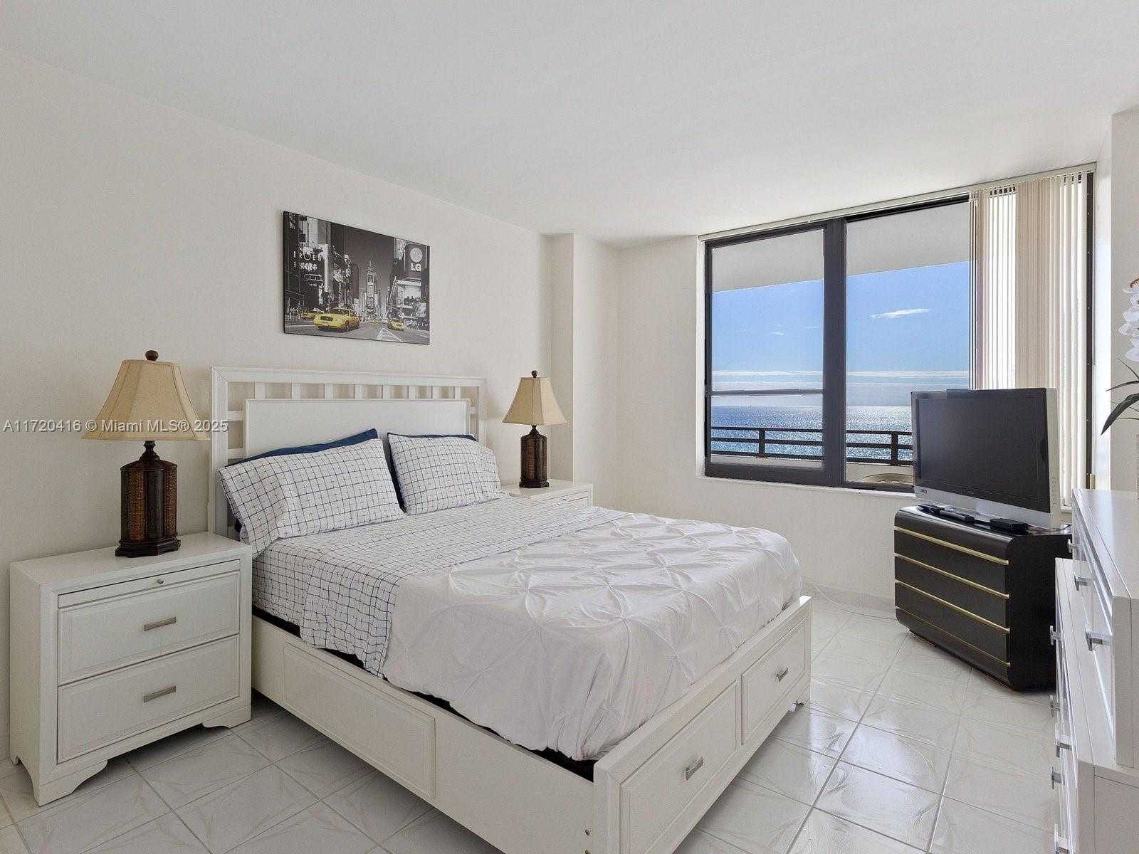 Small Image of 3505 SOUTH OCEAN DR #1514, Hollywood Number 12