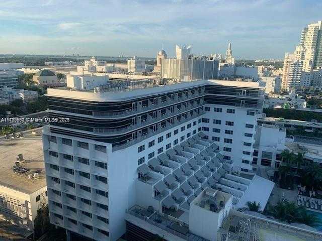 Small Image of 100 LINCOLN RD #PH4, Miami Beach Number 22