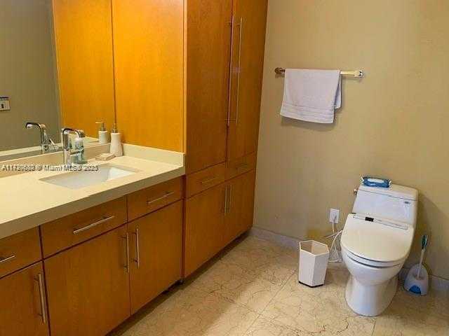 Small Image of 100 LINCOLN RD #PH4, Miami Beach Number 6