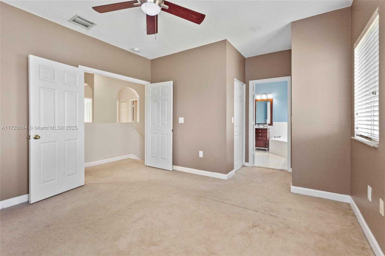 Small Image of 9236 SOUTH WEST 215TH TER, Cutler Bay Number 17
