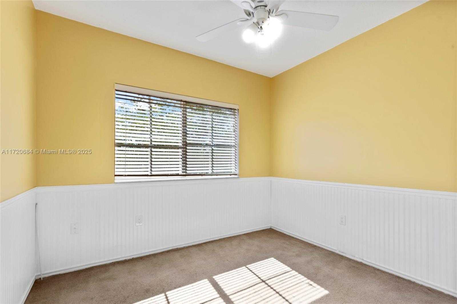 Small Image of 9236 SOUTH WEST 215TH TER, Cutler Bay Number 24