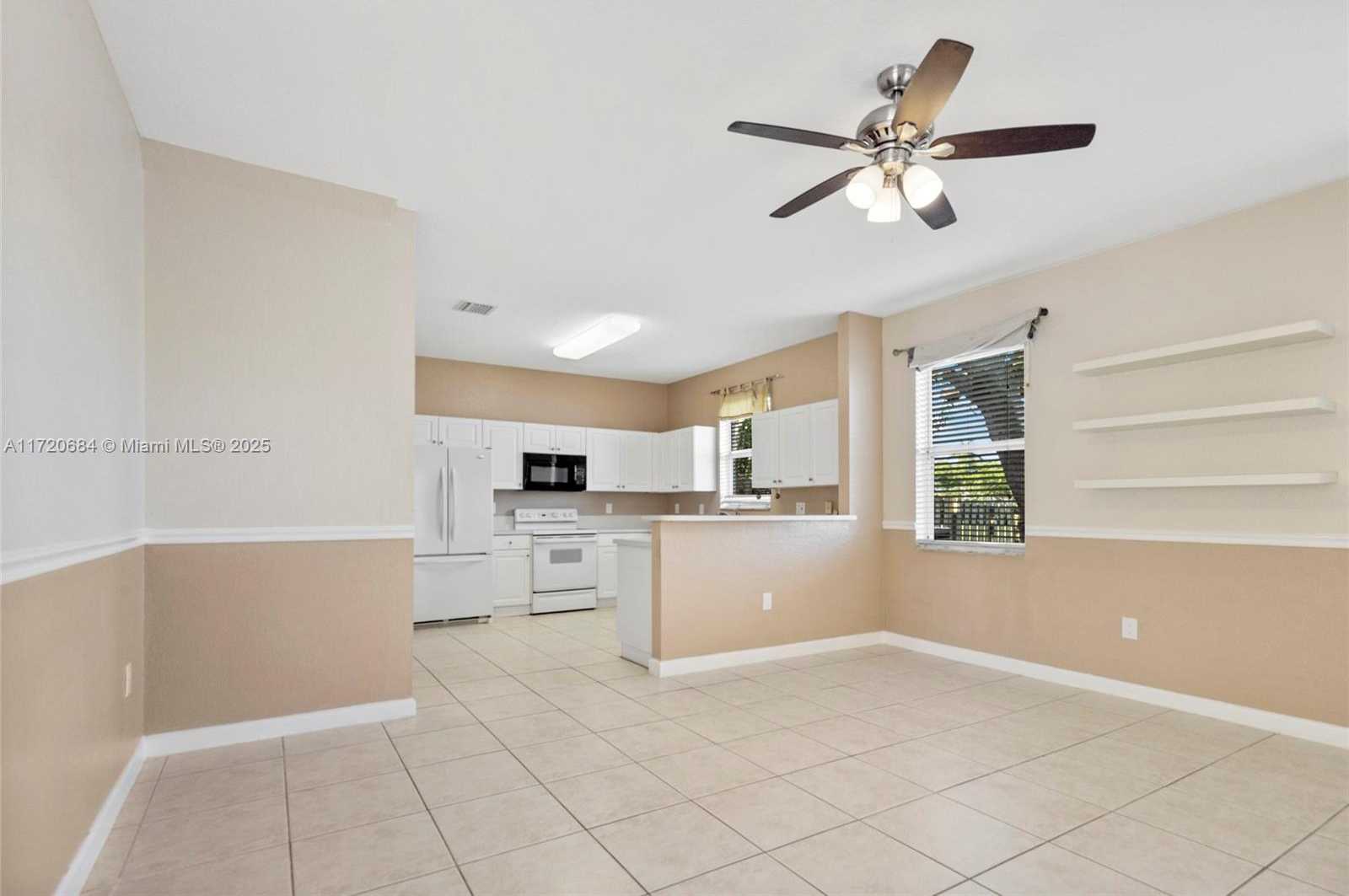 Small Image of 9236 SOUTH WEST 215TH TER, Cutler Bay Number 8