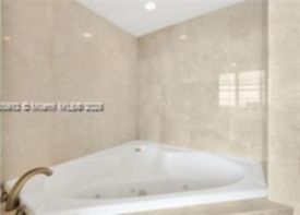 Small Image of 905 BRICKELL BAY DR #2028, Miami Number 46
