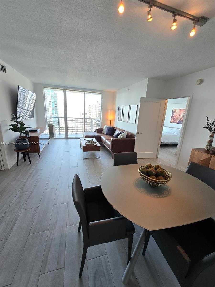 Small Image of 325 SOUTH BISCAYNE BLVD #3719, Miami Number 13