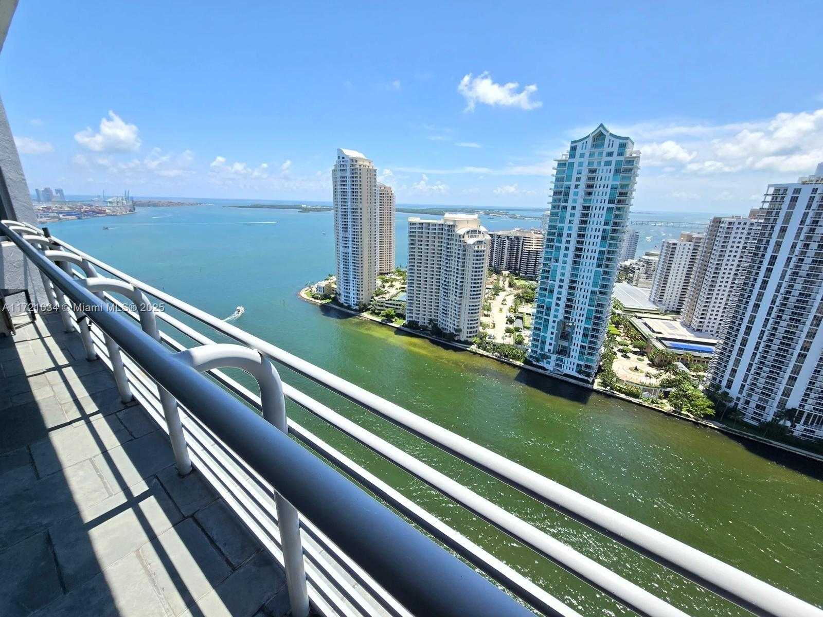 Small Image of 325 SOUTH BISCAYNE BLVD #3719, Miami Number 26