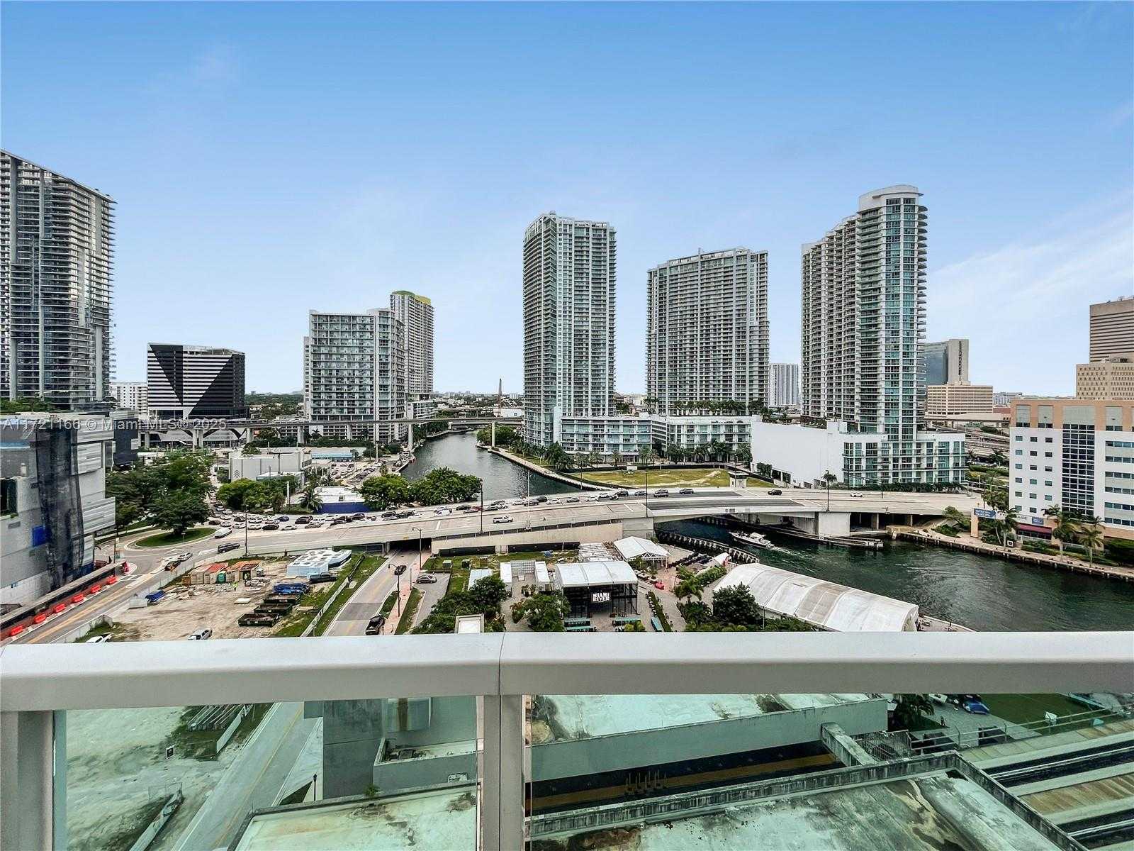 Small Image of 41 SOUTH EAST 5TH ST #916, Miami Number 7