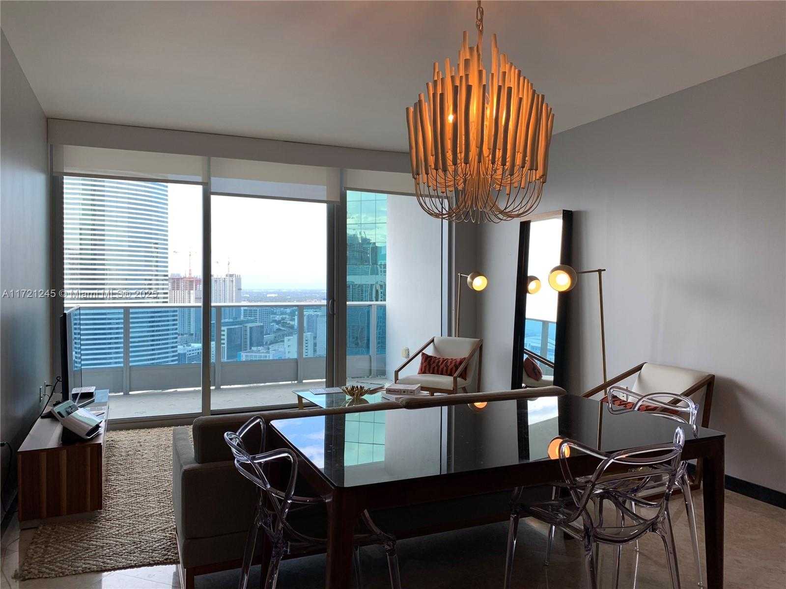 Small Image of 200 BISCAYNE BOULEVARD WAY #4212, Miami Number 9