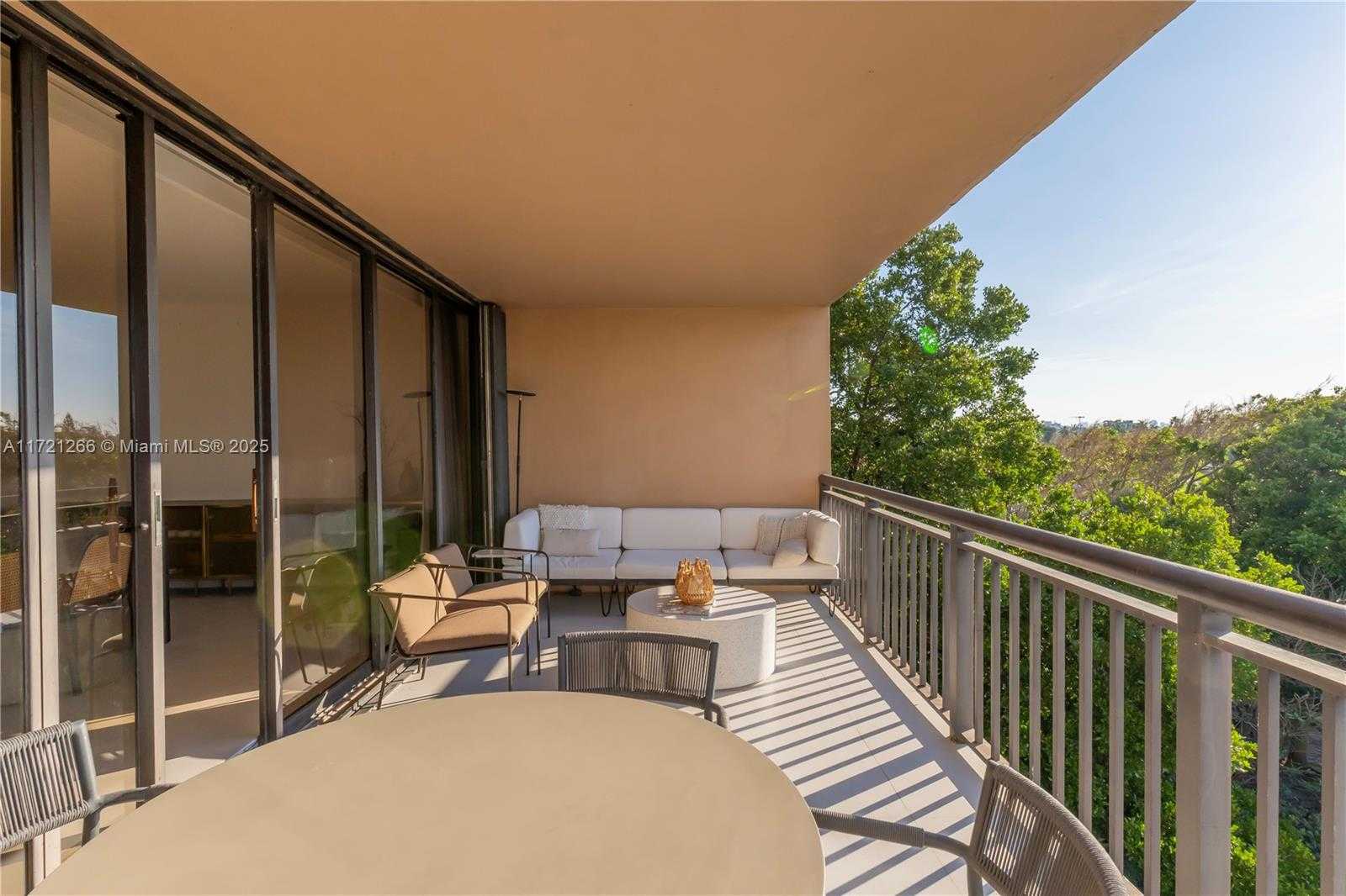 Small Image of 10175 COLLINS AVE #407, Bal Harbour Number 12