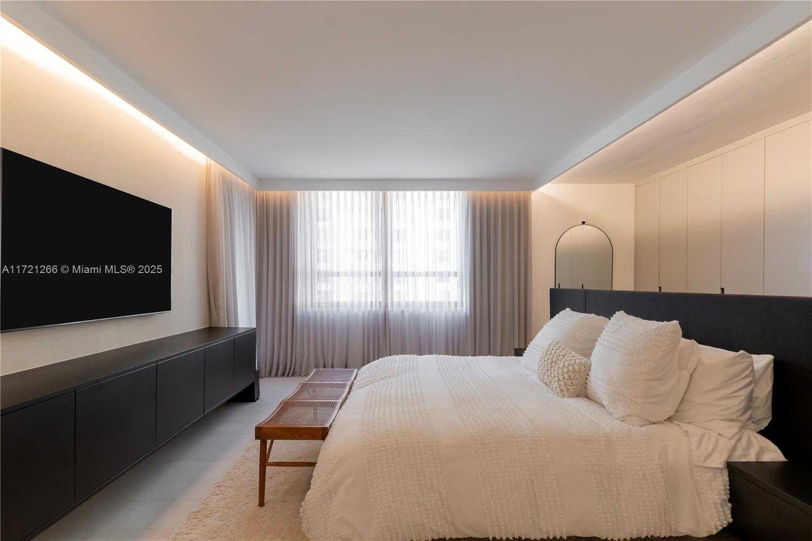 Small Image of 10175 COLLINS AVE #407, Bal Harbour Number 14