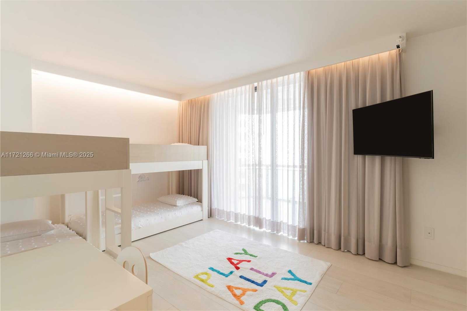Small Image of 10175 COLLINS AVE #407, Bal Harbour Number 18