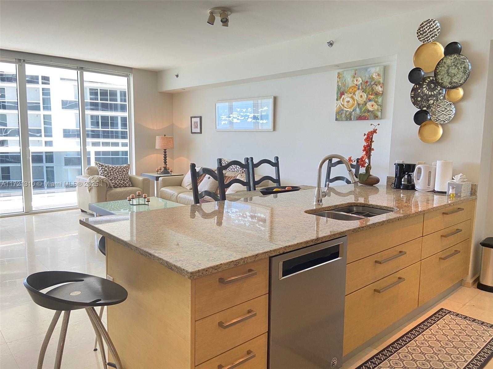 Small Image of 1830 SOUTH OCEAN DR #1905, Hallandale Beach Number 3