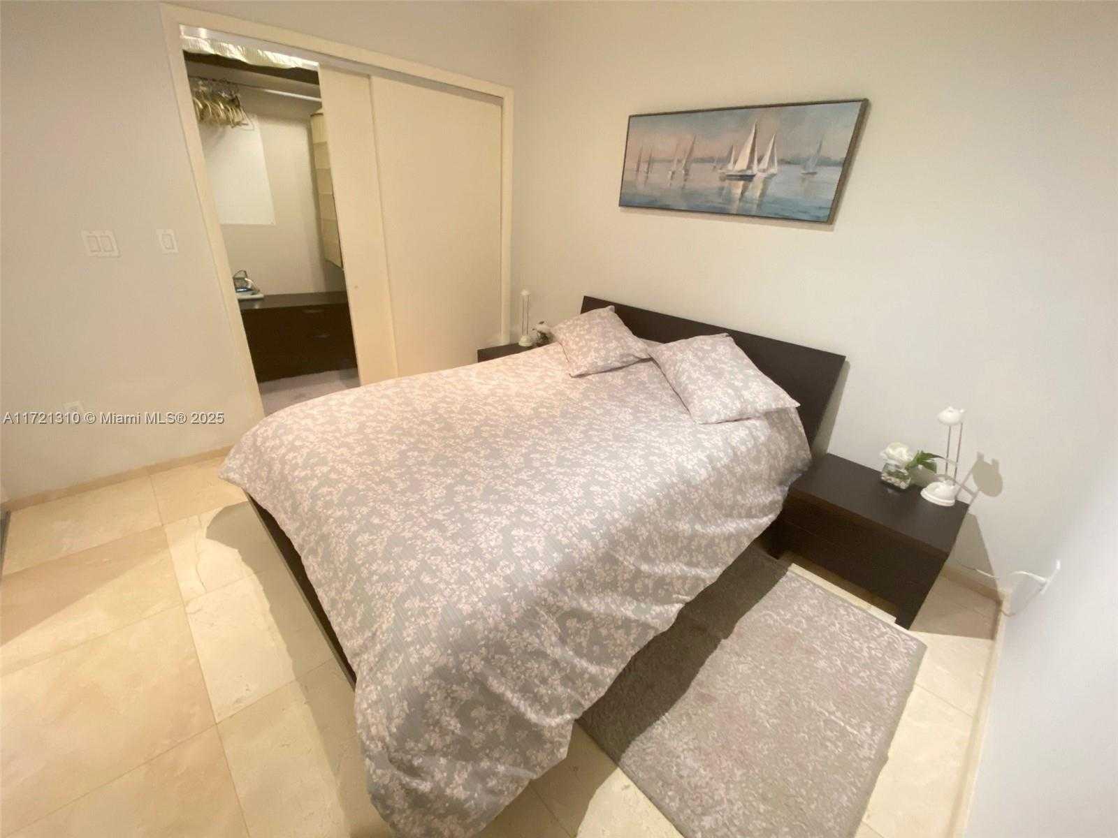 Small Image of 1830 SOUTH OCEAN DR #1905, Hallandale Beach Number 6