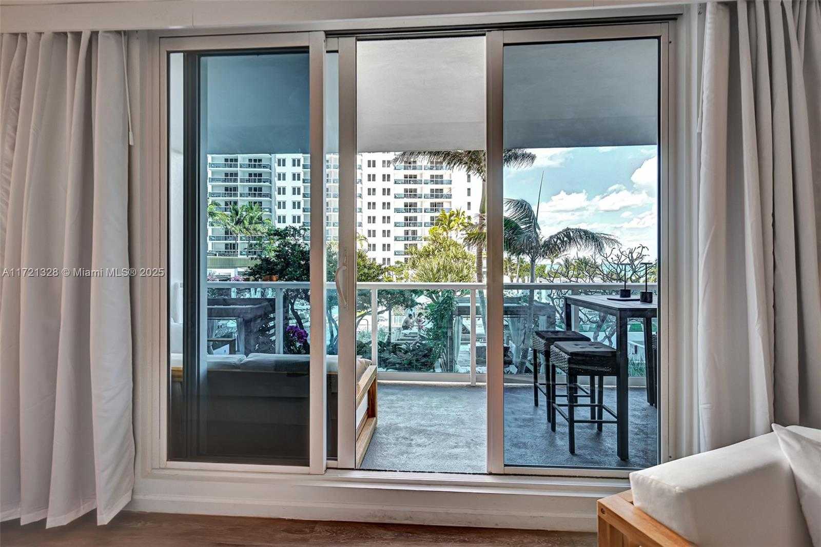 Small Image of 2301 COLLINS AVE #411, Miami Beach Number 15