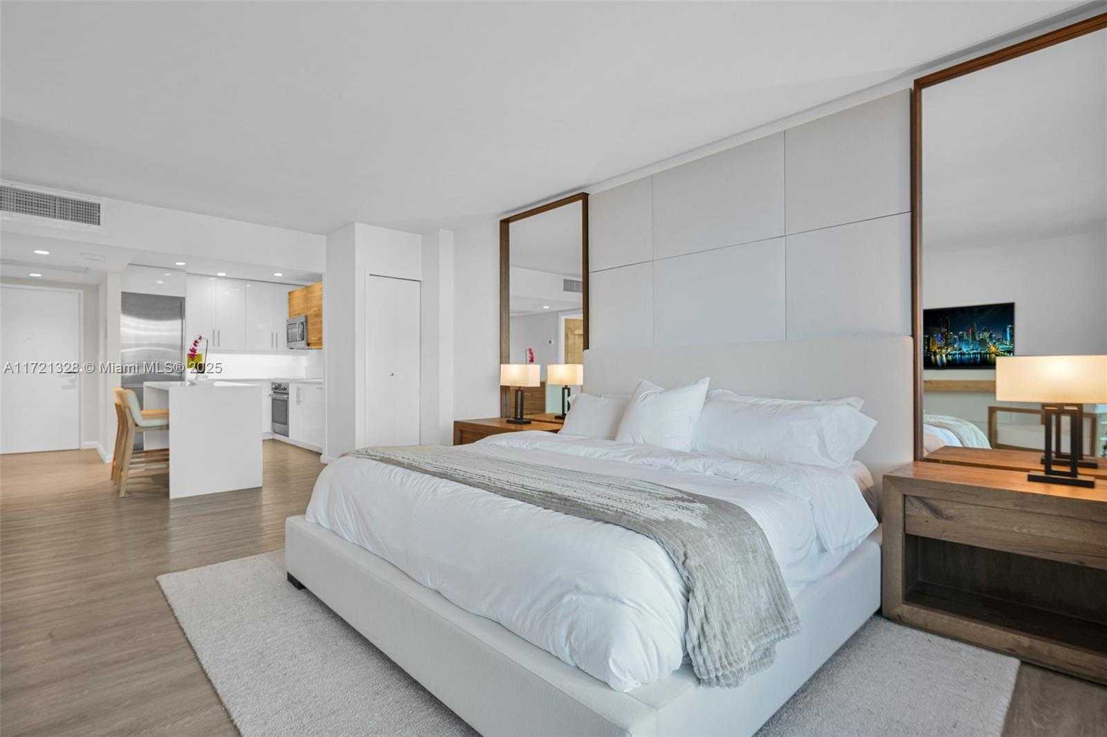 Small Image of 2301 COLLINS AVE #411, Miami Beach Number 17
