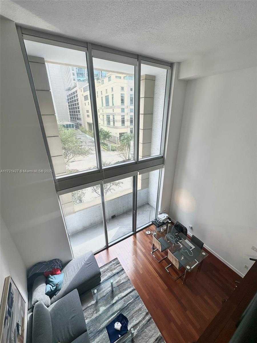 Small Image of 1060 BRICKELL AVE #207, Miami Number 6