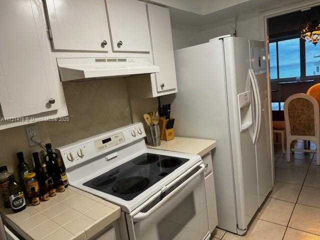 Small Image of 5401 COLLINS AVE #430, Miami Beach Number 30