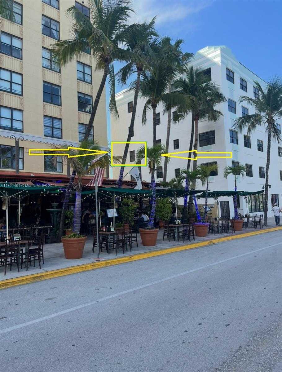 Small Image of 1390 OCEAN DR #306, Miami Beach Number 20