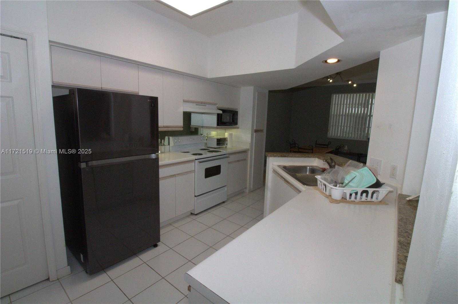 Small Image of 3225 NORTH EAST 184TH ST #10105, Aventura Number 16