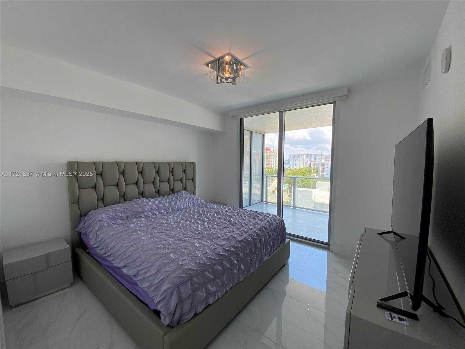 Small Image of 300 SUNNY ISLES BLVD #4-703, Sunny Isles Beach Number 13