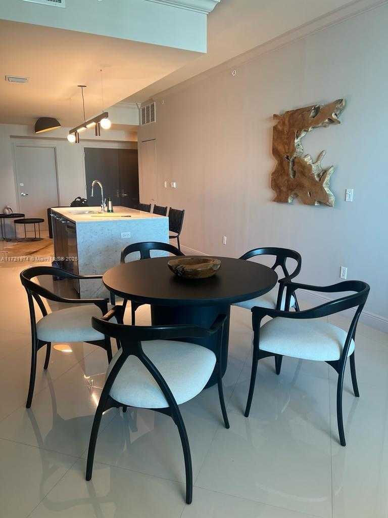 Small Image of 900 BISCAYNE BLVD #3908, Miami Number 16