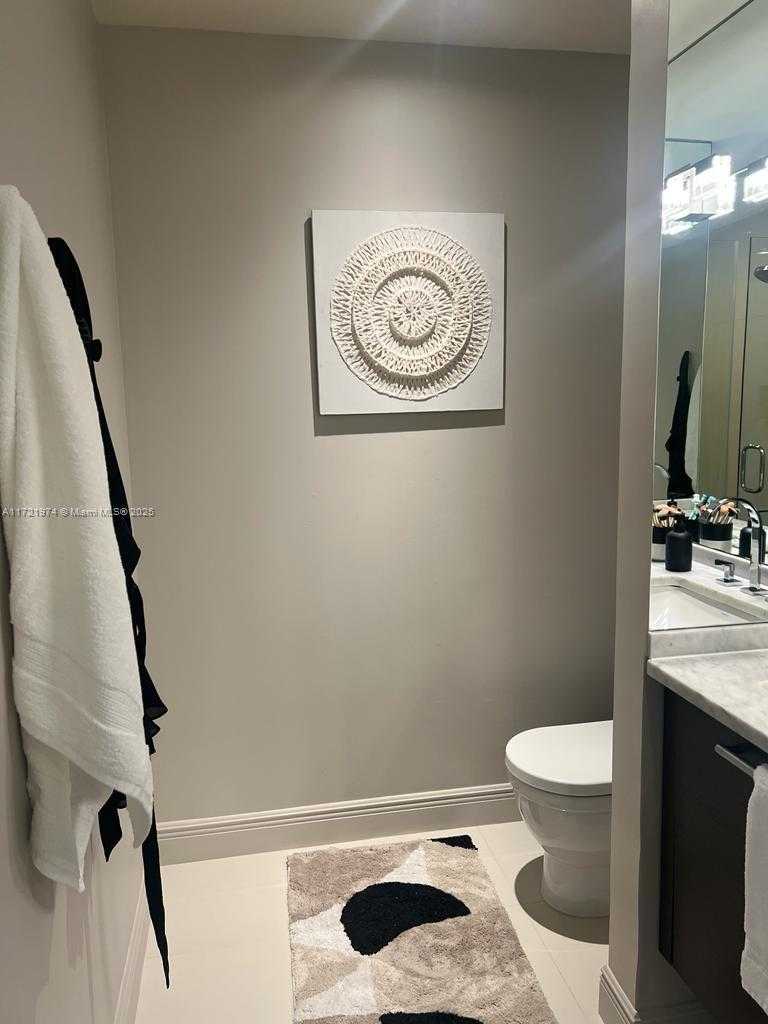 Small Image of 900 BISCAYNE BLVD #3908, Miami Number 34