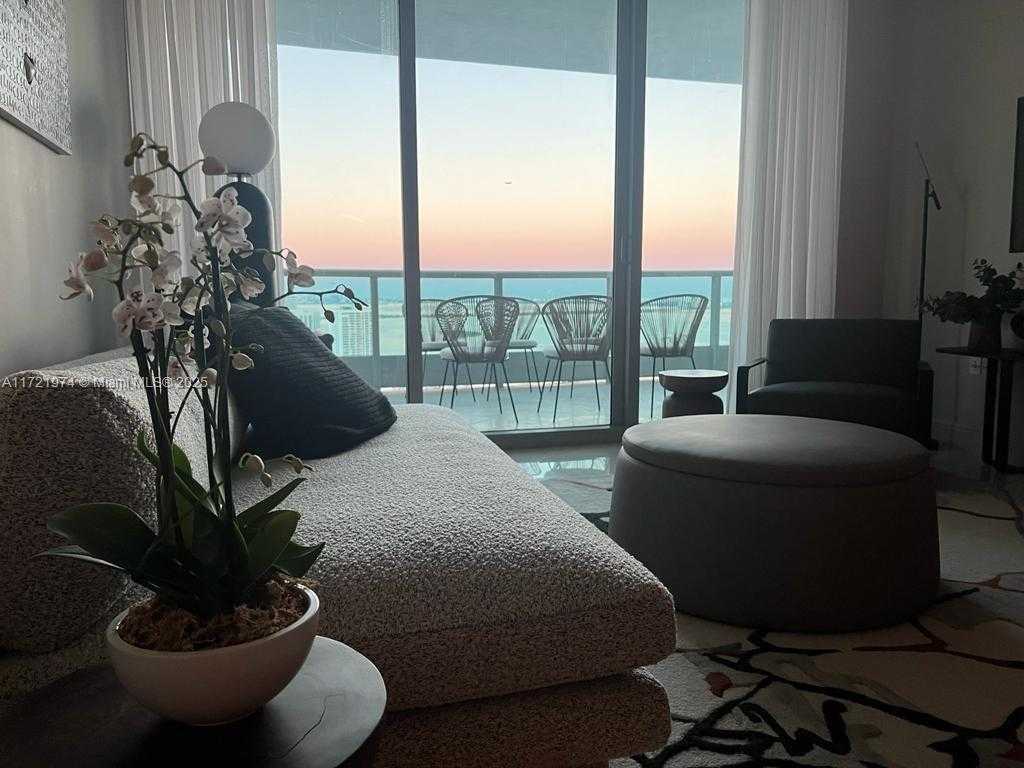 Small Image of 900 BISCAYNE BLVD #3908, Miami Number 46